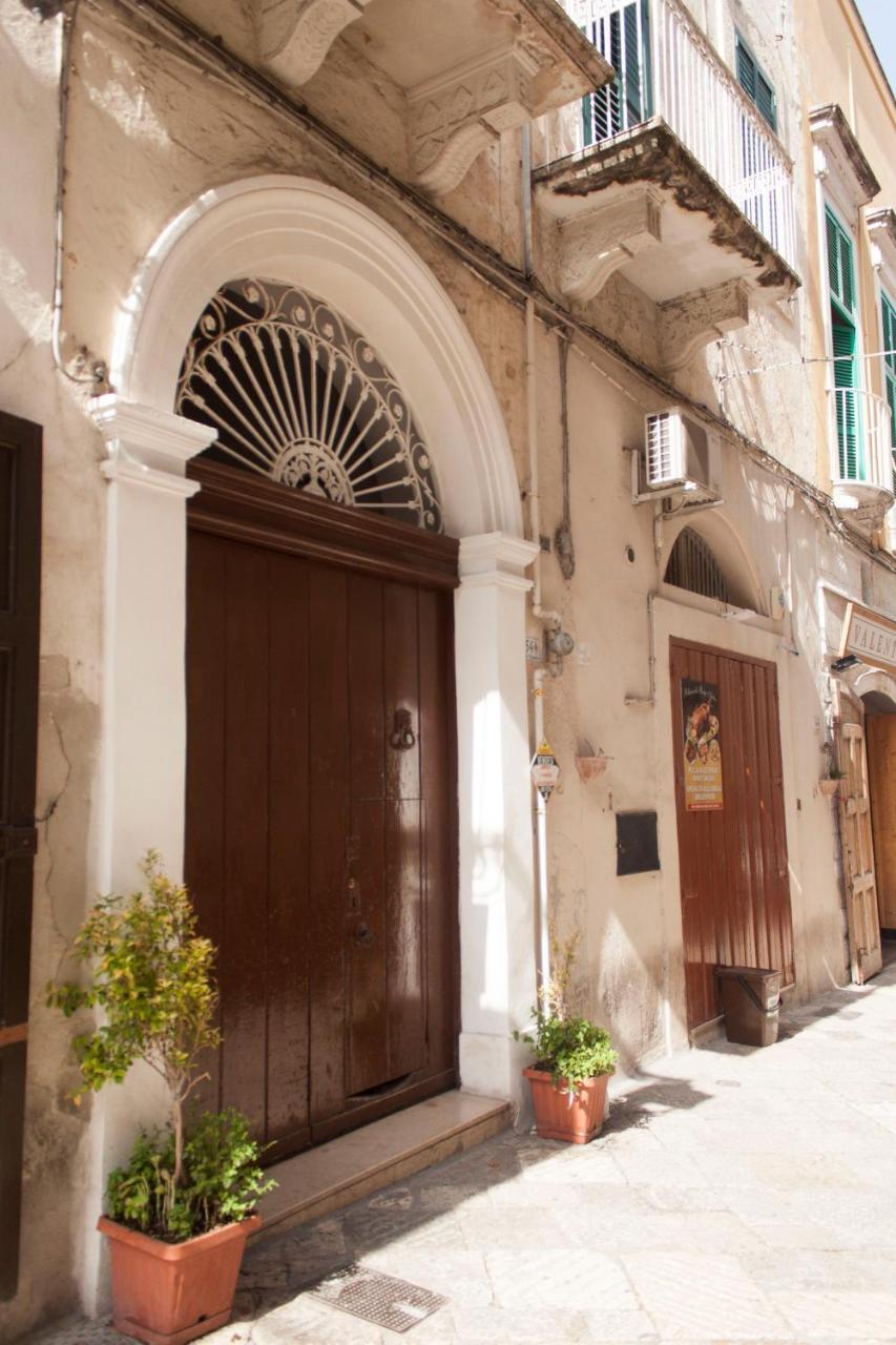 Color Apartment Monopoli Exterior foto